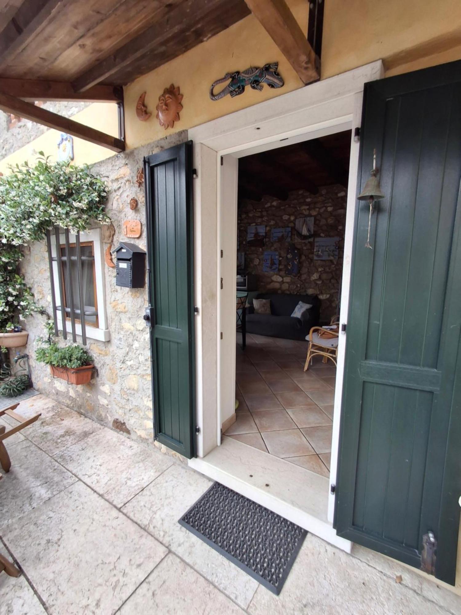 Il Nido Di Agnese Villa Garda  Exterior photo
